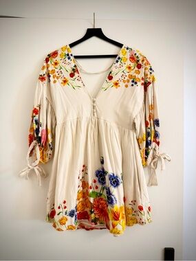 Agua Bendita Cream Floral Peasant Tunic